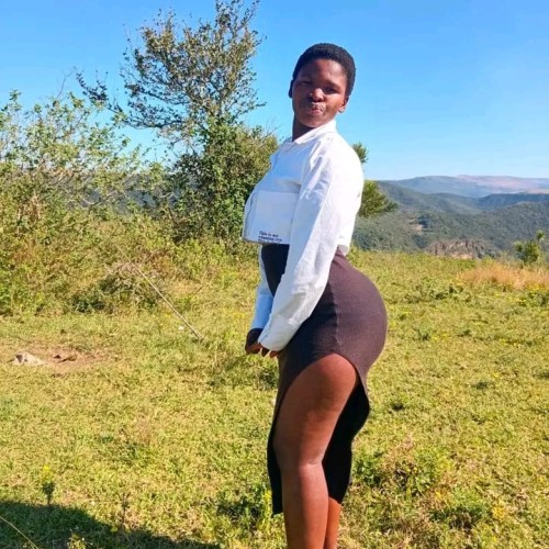 Unaeza Pata sai Kuna mtu Hana Bibi Na Mimi Niko hapa 😊♥️