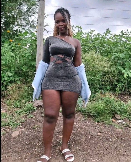 Ningekuwa wako ungenipa jina gani la kimapenzi 😂 sweet names only ❤️